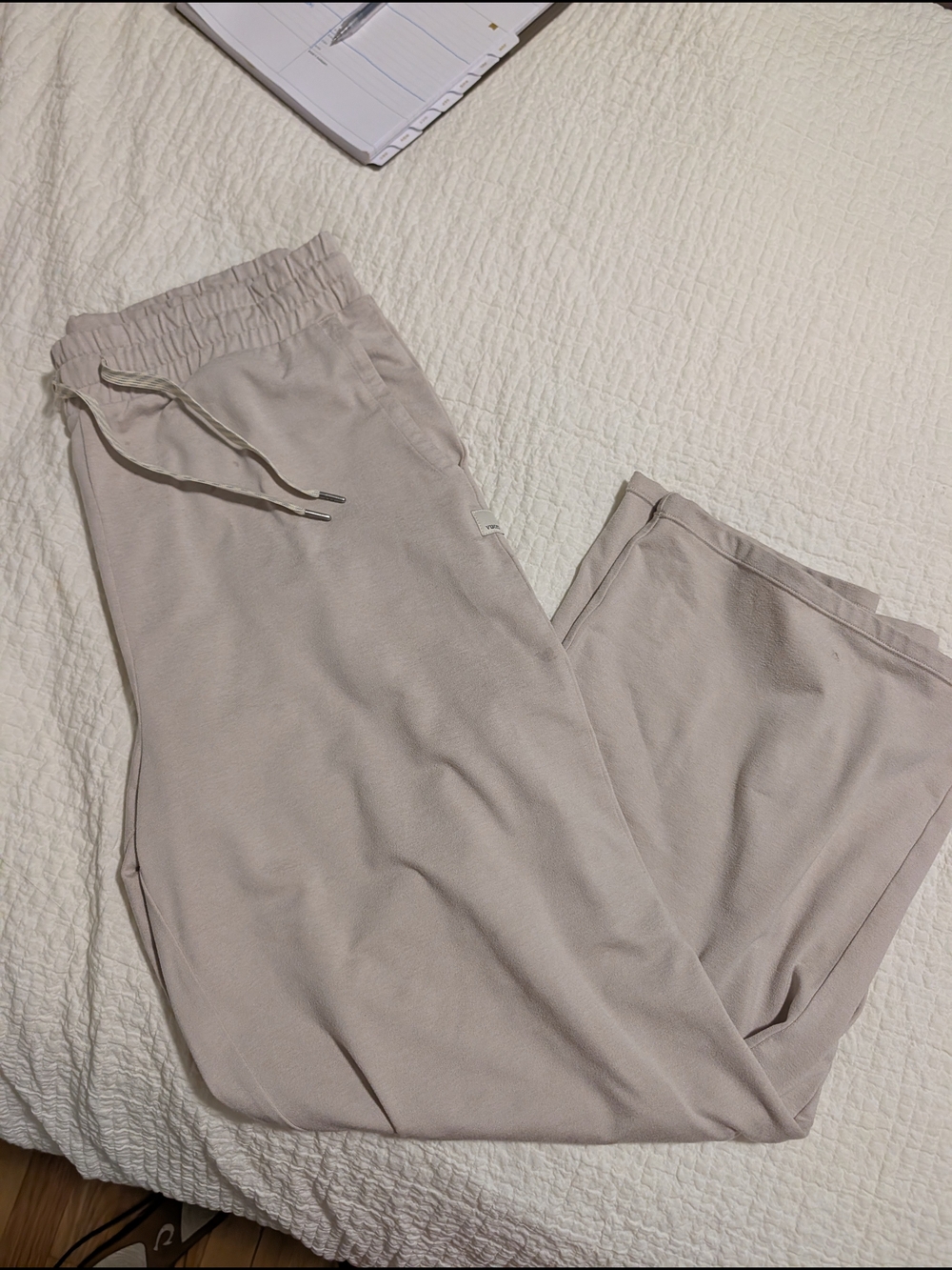 Vuori Halo essential Wideleg Size m Ecru heather